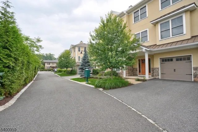 $5,200 | 28 Park Place, Mountain Lakes, NJ 07046