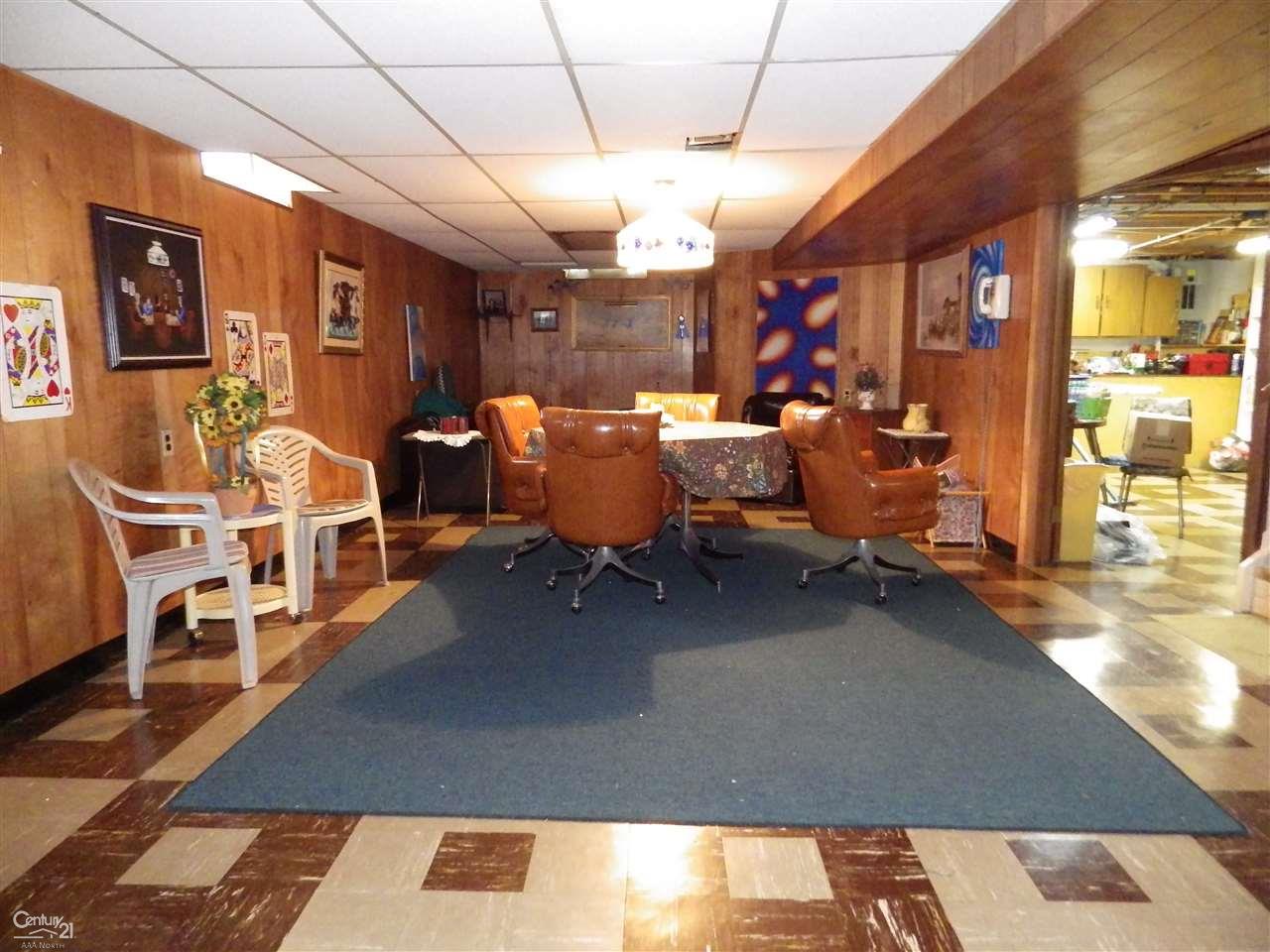 1929 Common Road Warren, MI 48092 - Photo 20 of 21