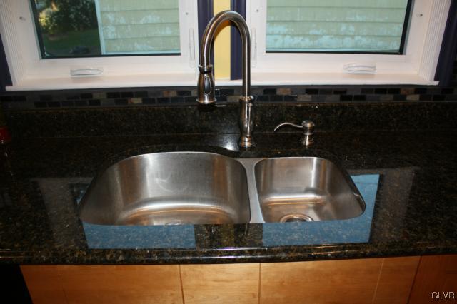 4679 Buckeye Road Emmaus, PA 18049 - Photo 13 of 17 Gallery Image 13