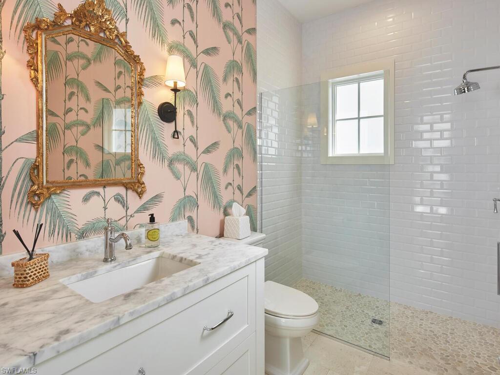 909 10th Avenue South Naples, FL 34102 - Photo 33 of 36