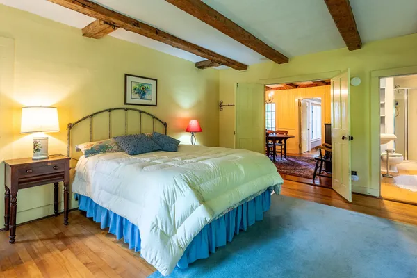 $1,250,000 | 732 Under The Mountain Road, Londonderry, VT 05155