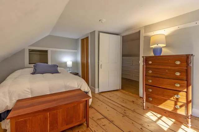 $1,350,000 | 732 Under The Mountain Road, Londonderry, VT 05155