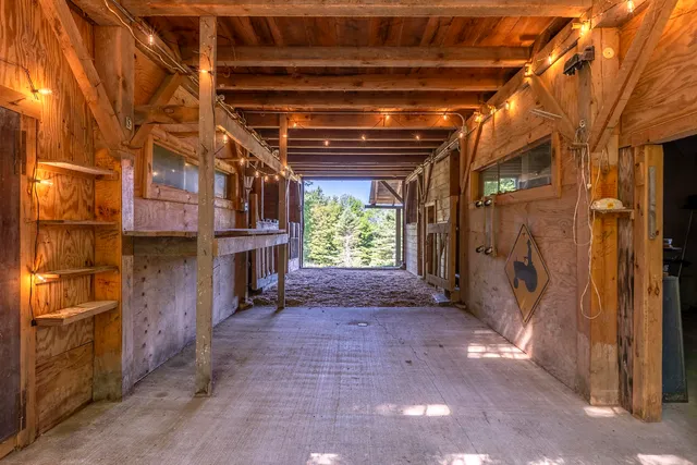$1,350,000 | 732 Under The Mountain Road, Londonderry, VT 05155
