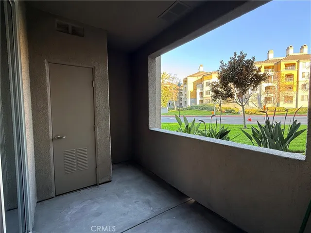 $3,300 | 1162 Scholarship, Irvine, CA 92612