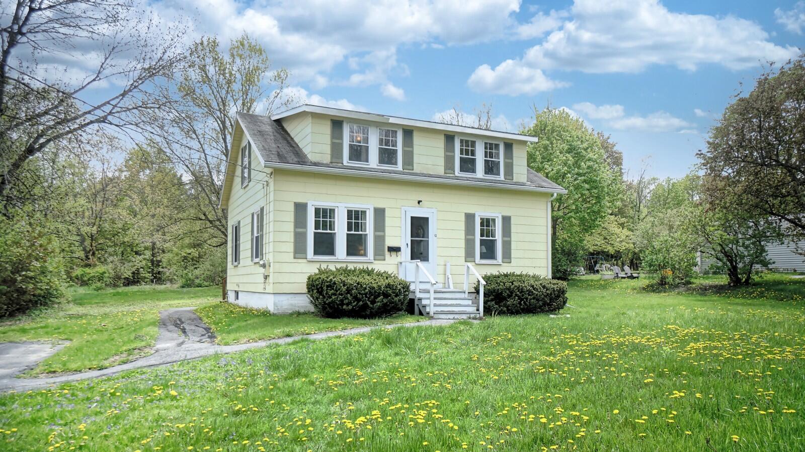 12 Maple Street Hallowell, ME 04347 - Photo 1 of 41 DSC08936