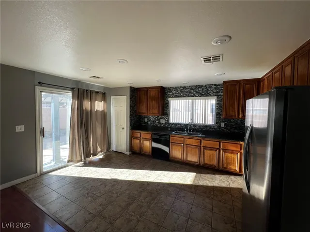 $2,120 | 6593 Pacific Screech Place, North Las Vegas, NV 89084