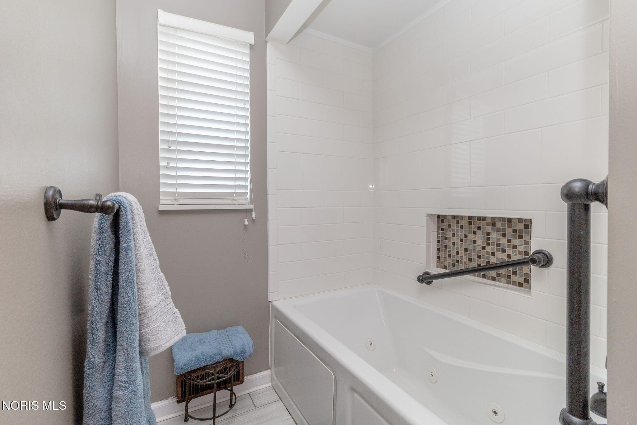 4831 Cedarhurst Road Toledo, OH 43613 - Photo 17 of 33 Gallery Image 17