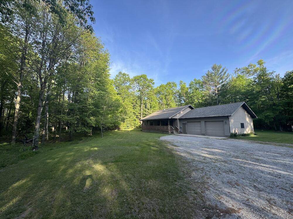 4335 Kings Corner Road Glennie, MI 48737 - Photo 1 of 90 1