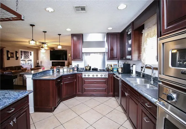 $400,000 | 3328 Grandlake Boulevard, Kenner, LA 70065