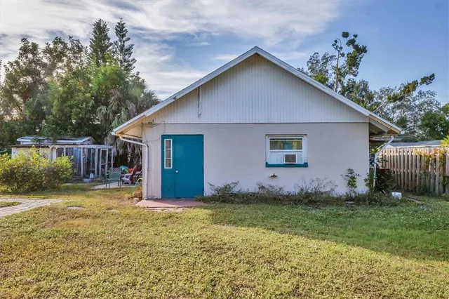 $620,000 | 1819 Mova Street, Sarasota, FL 34231