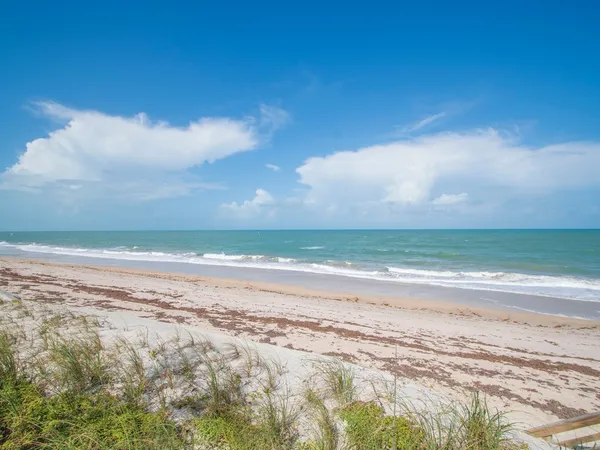 $1,495,000 | 250 Ocean Beach Trail, Vero Beach, FL 32963