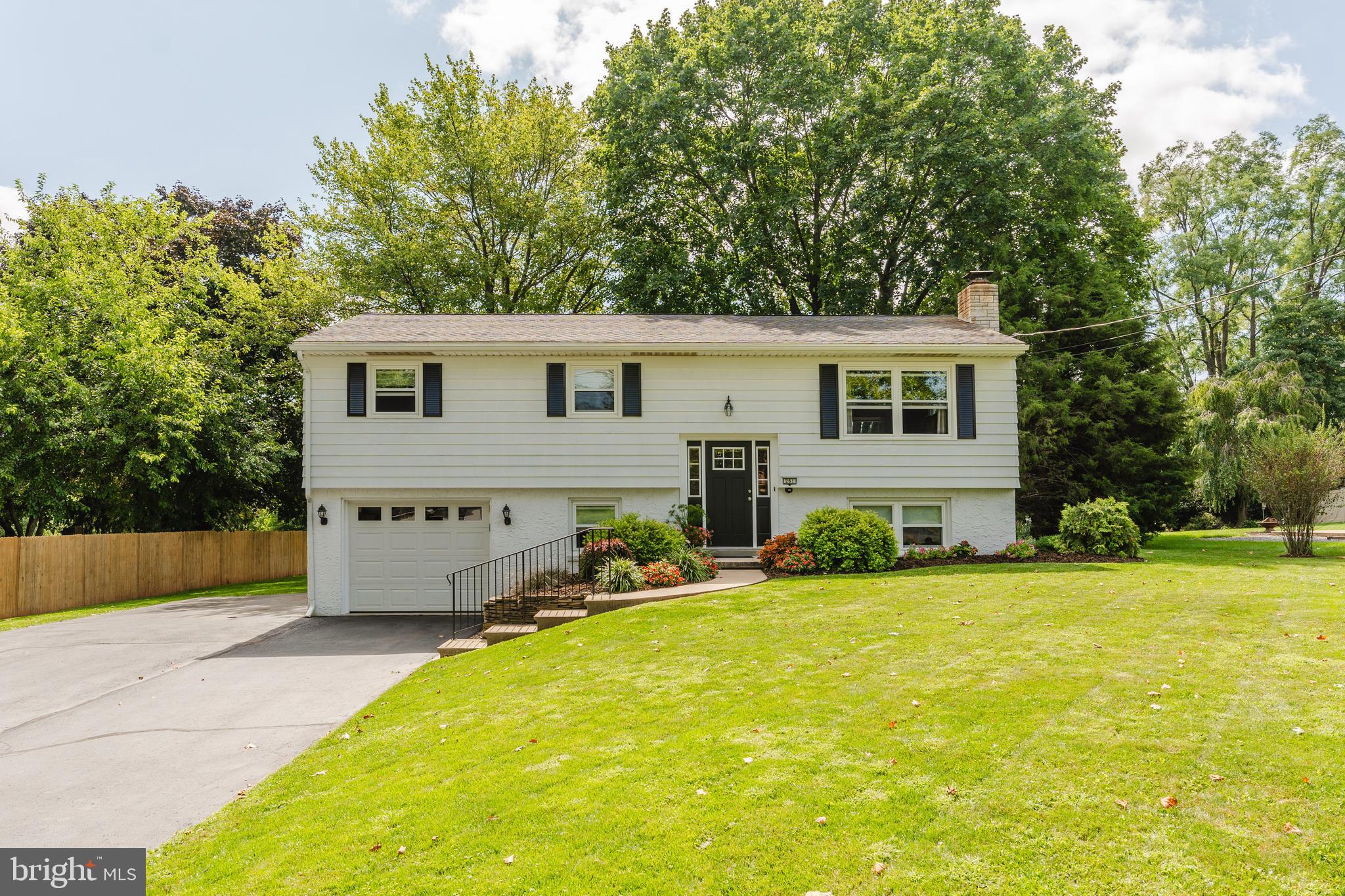 261 North Reamstown Road Denver, PA 17517 - Photo 6 of 65 Gallery Image 6
