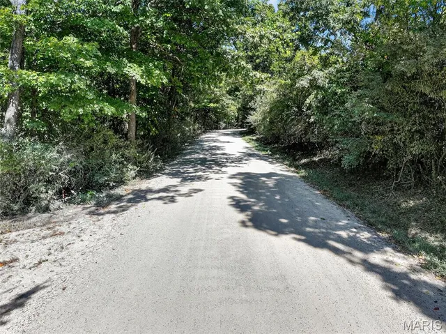 $69,900 | 29129 Pinnacle Lake Road, New Florence, MO 63363