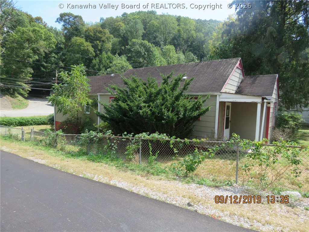 801 South Park Road Charleston, WV 25304 - Photo 3 of 19 Gallery Image 3