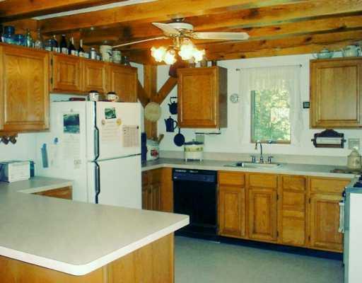 150 Hoon Road Butler, PA 16001 - Photo 7 of 8 Kitchen.