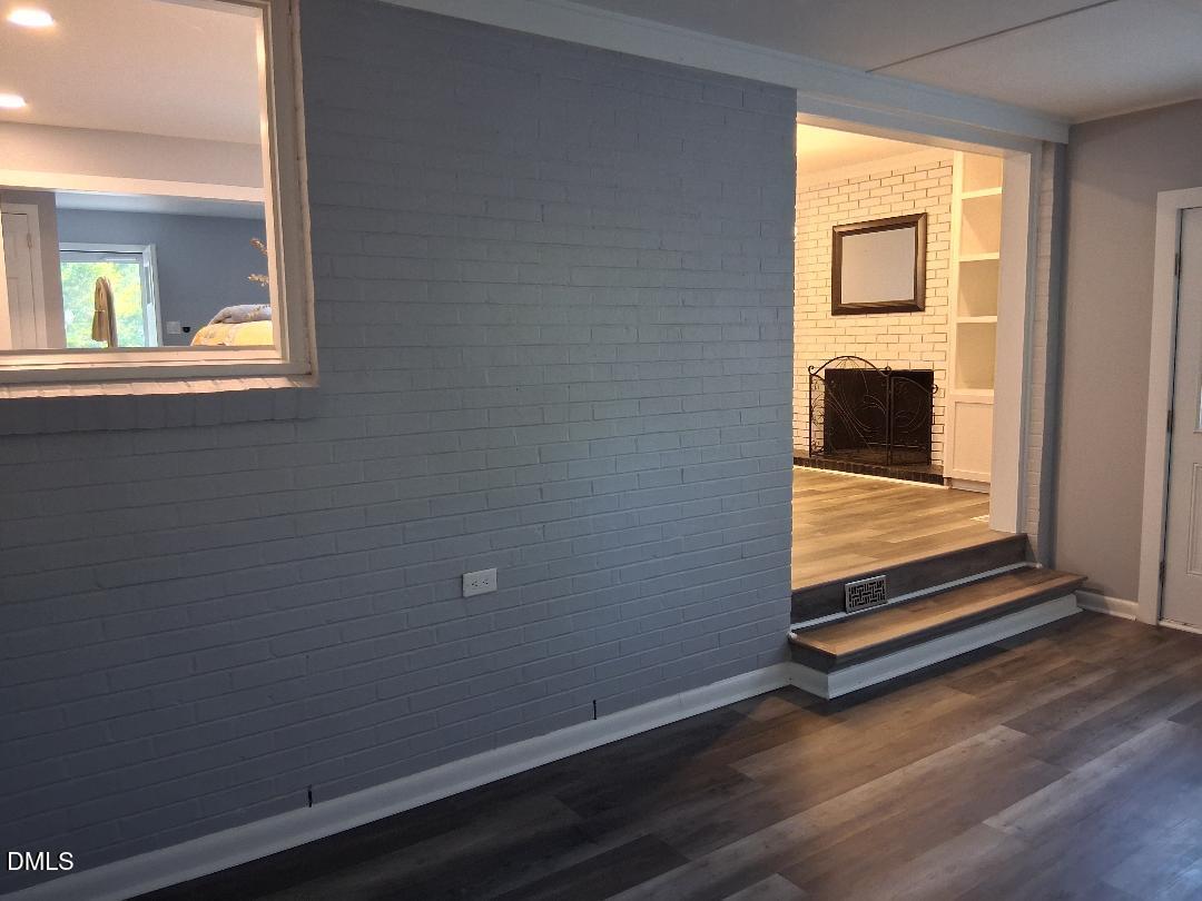 829 Greenwich Street Raleigh, NC 27610 - Photo 7 of 13 green den