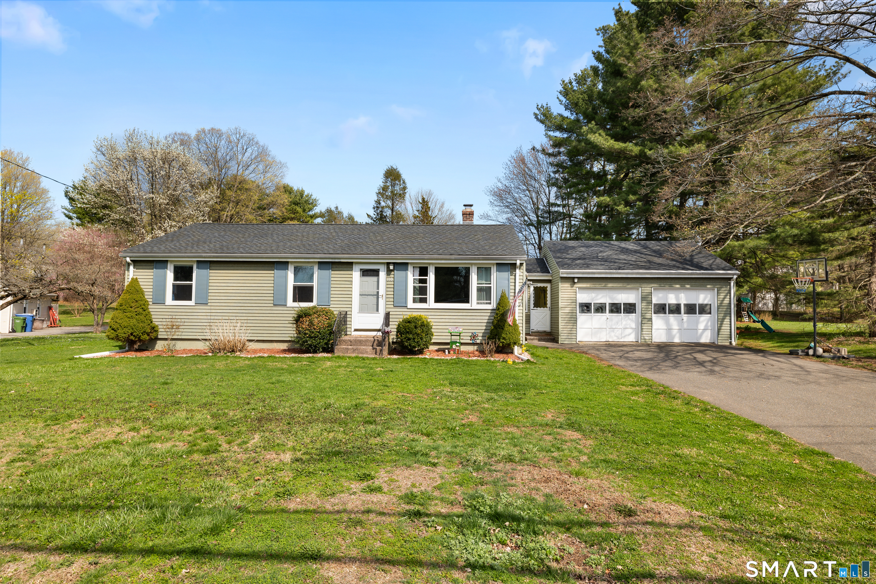 110 Smith Street Middletown, CT 06457 - Photo 2 of 29