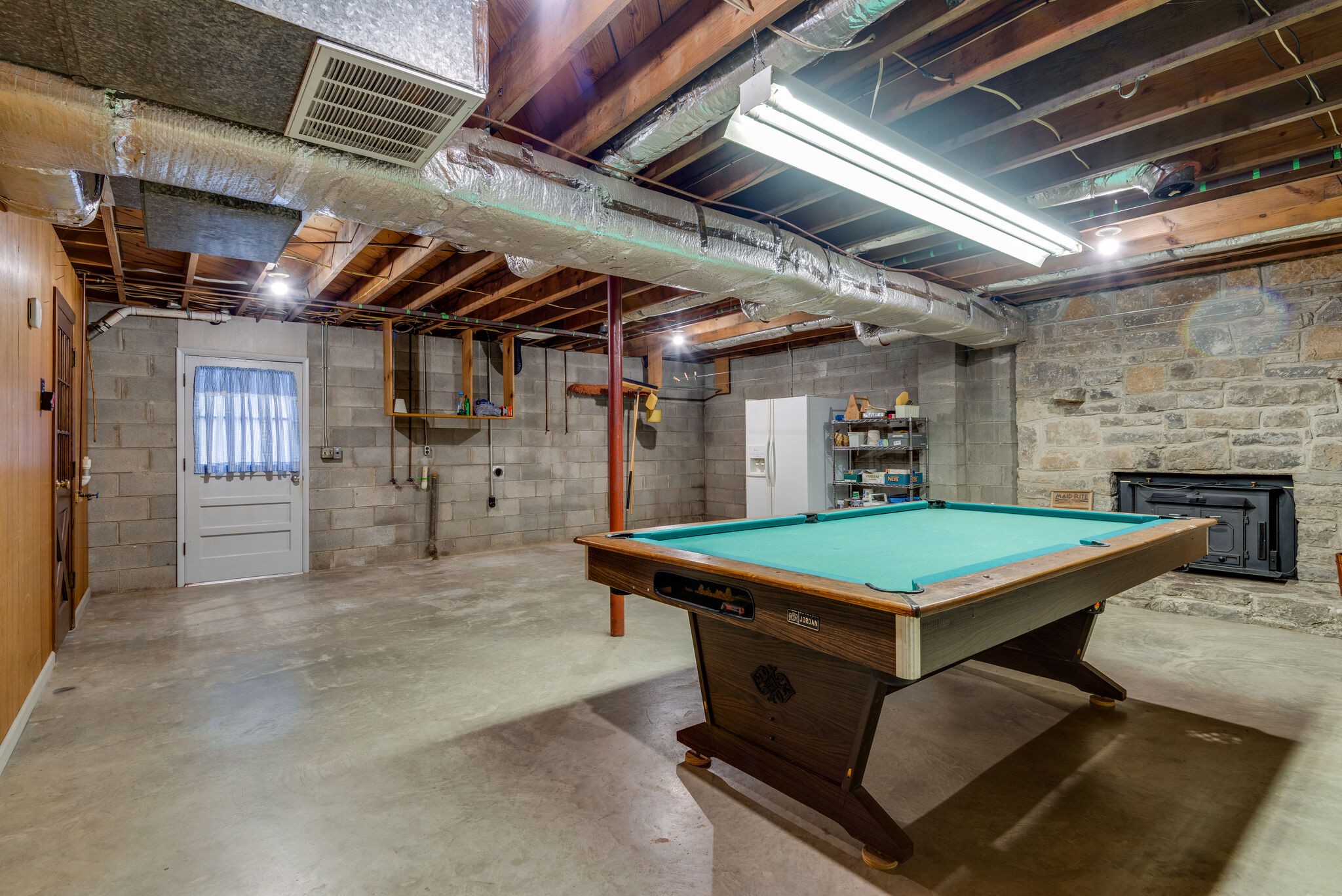 3093 Ivey Point Road Goodlettsville, TN 37072 - Photo 31 of 40 a room with pool table and windows