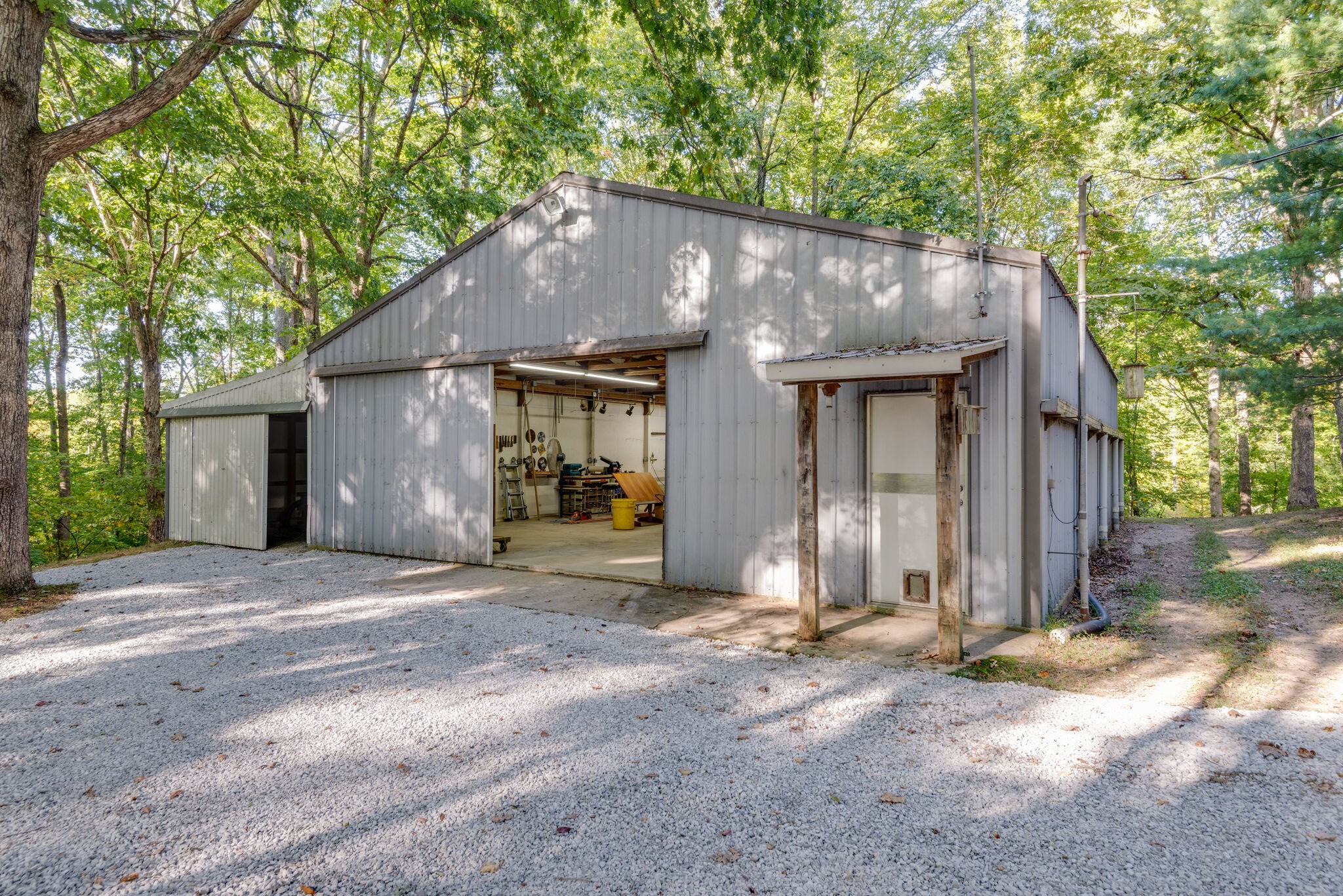 3093 Ivey Point Road Goodlettsville, TN 37072 - Photo 37 of 40 a house with a outdoor space