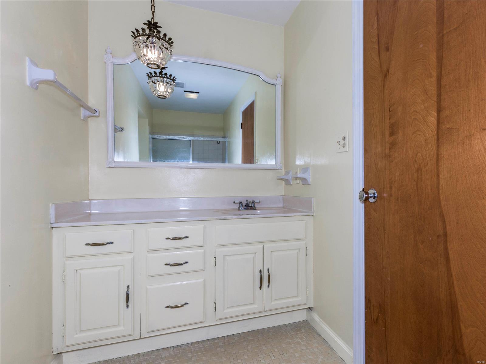 311 Ridgemont Road Collinsville, IL 62234 - Photo 31 of 43 Gallery Image 31