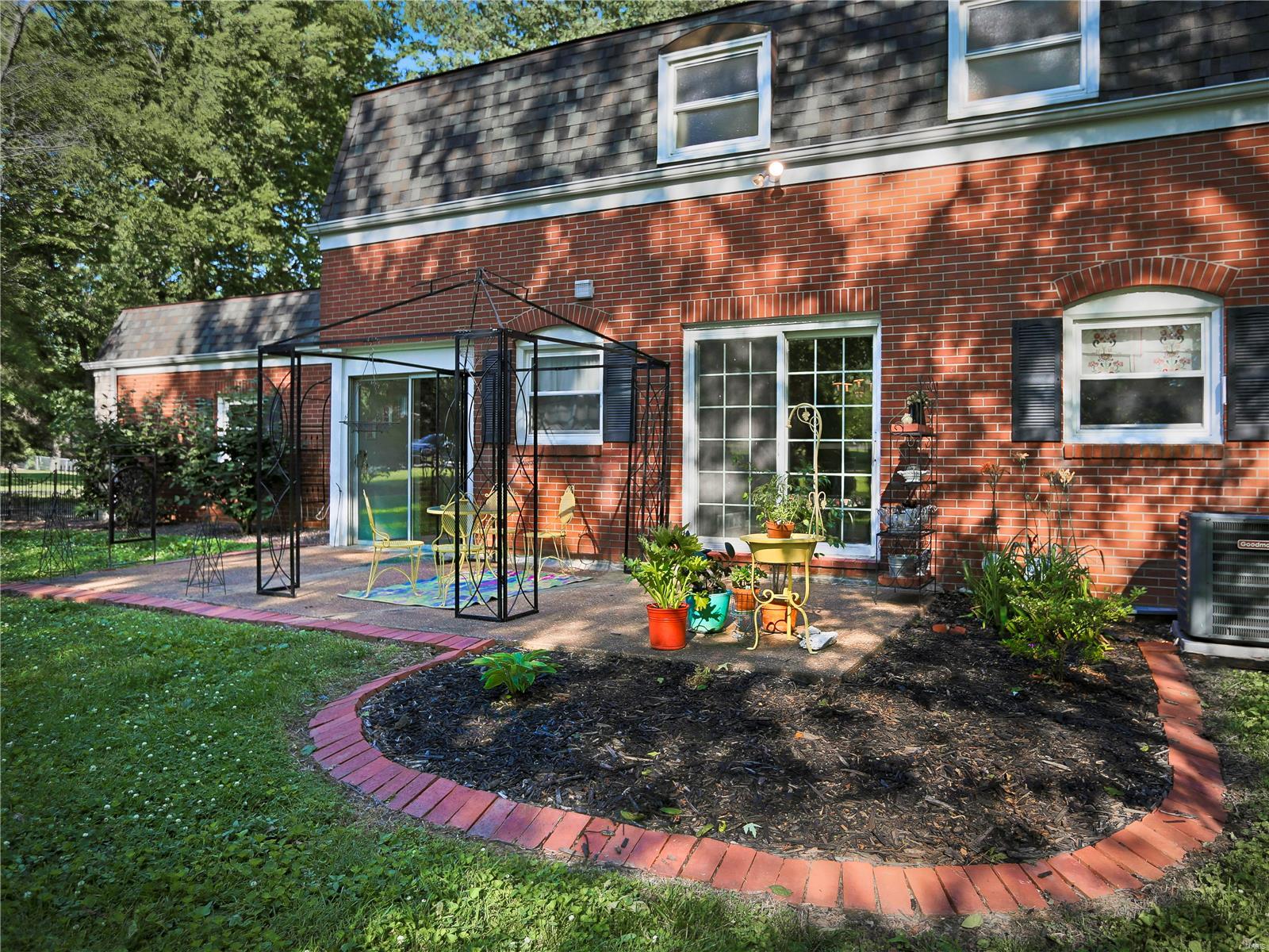 311 Ridgemont Road Collinsville, IL 62234 - Photo 6 of 43 Gallery Image 6
