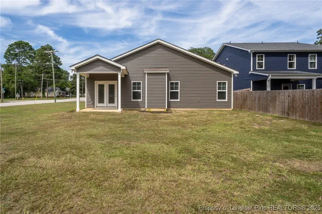 $1,895 | 1213 Branson Street, Fayetteville, NC 28305