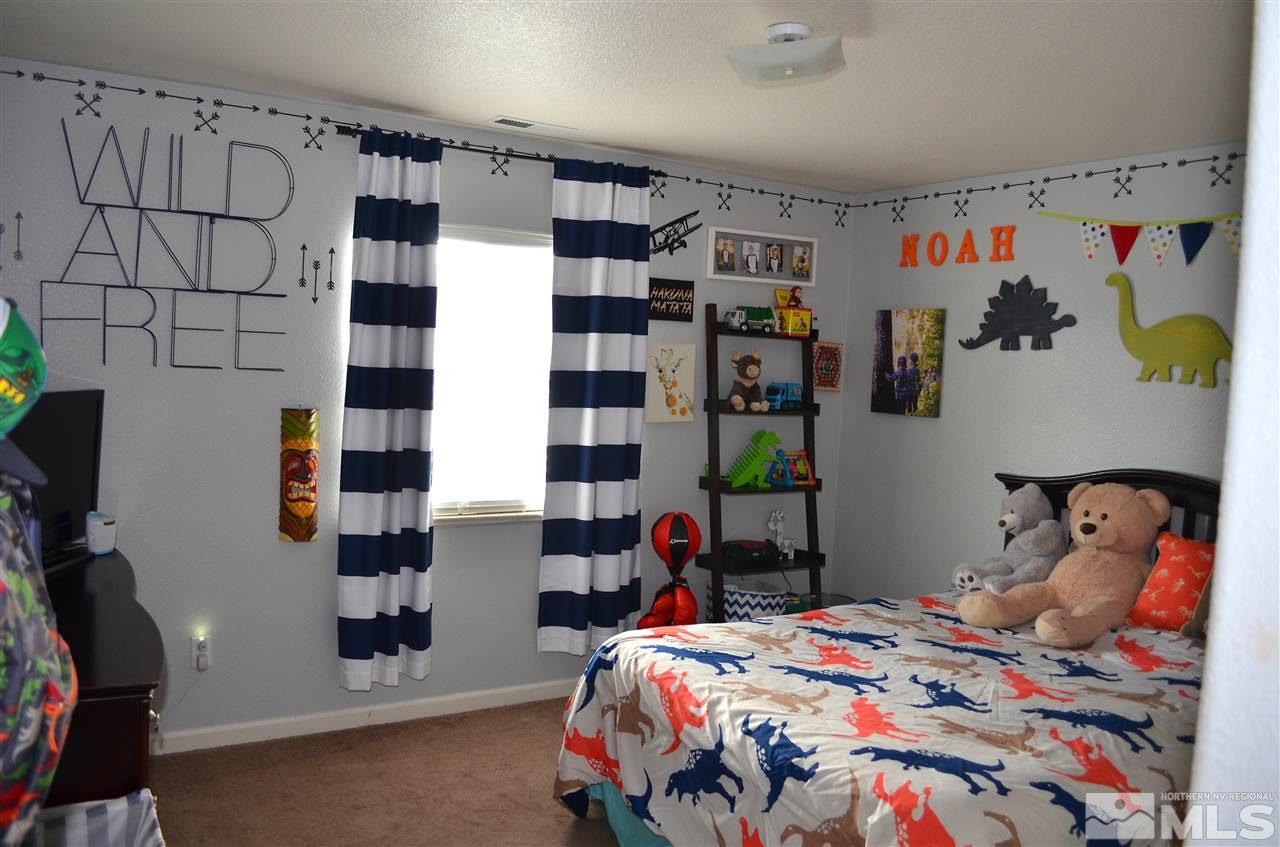 17605 Yearling Court Reno, NV 89508 - Photo 12 of 25 Photo 12