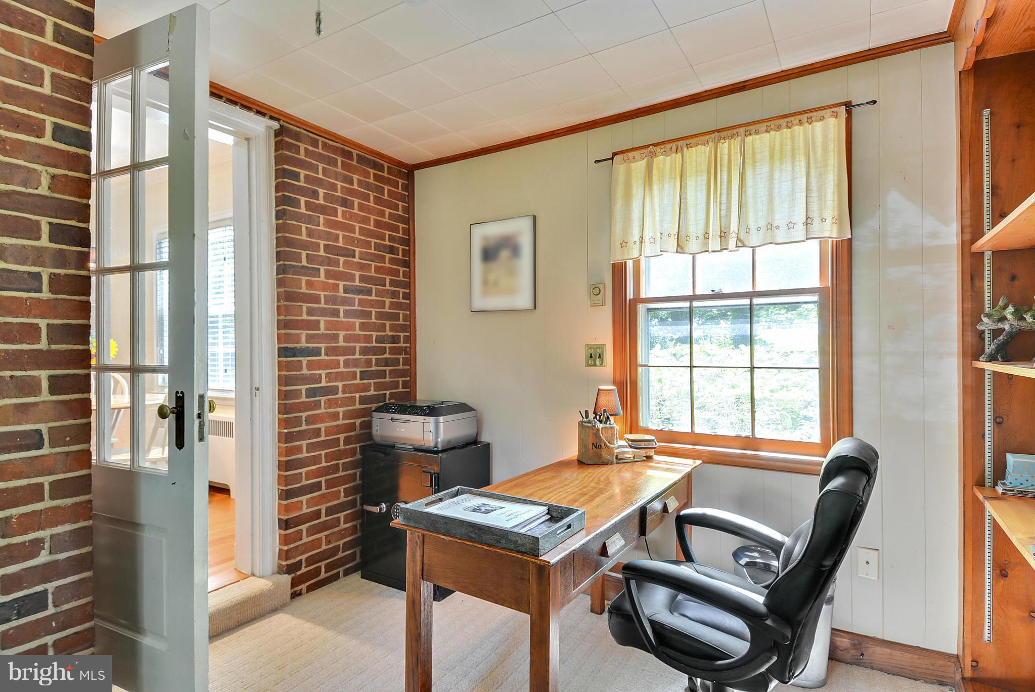 6805 Ridgewood Road Baltimore, MD 21286 - Photo 8 of 28 Den