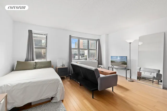 $615,000 | 516 West 47th Street, Unit S6K | Hell's Kitchen