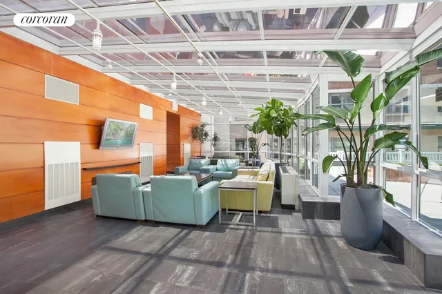 $615,000 | 516 West 47th Street, Unit S6K | Hell's Kitchen