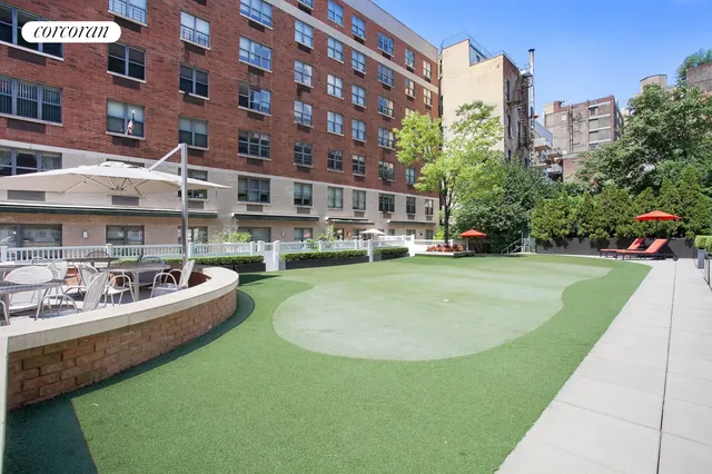 $615,000 | 516 West 47th Street, Unit S6K | Hell's Kitchen