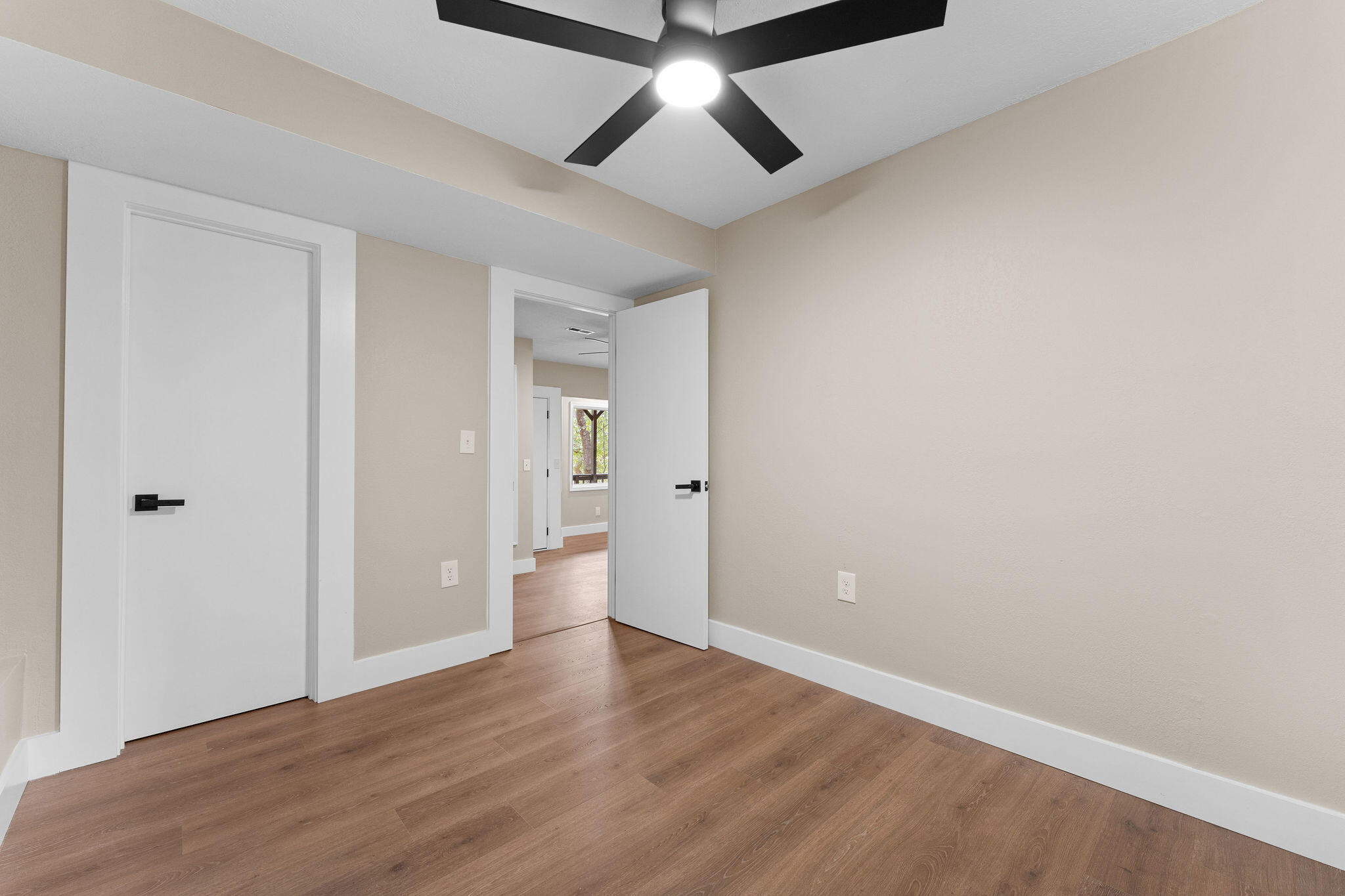 144 Santana Circle Reeds Spring, MO 65737 - Photo 38 of 51 SDD01375
