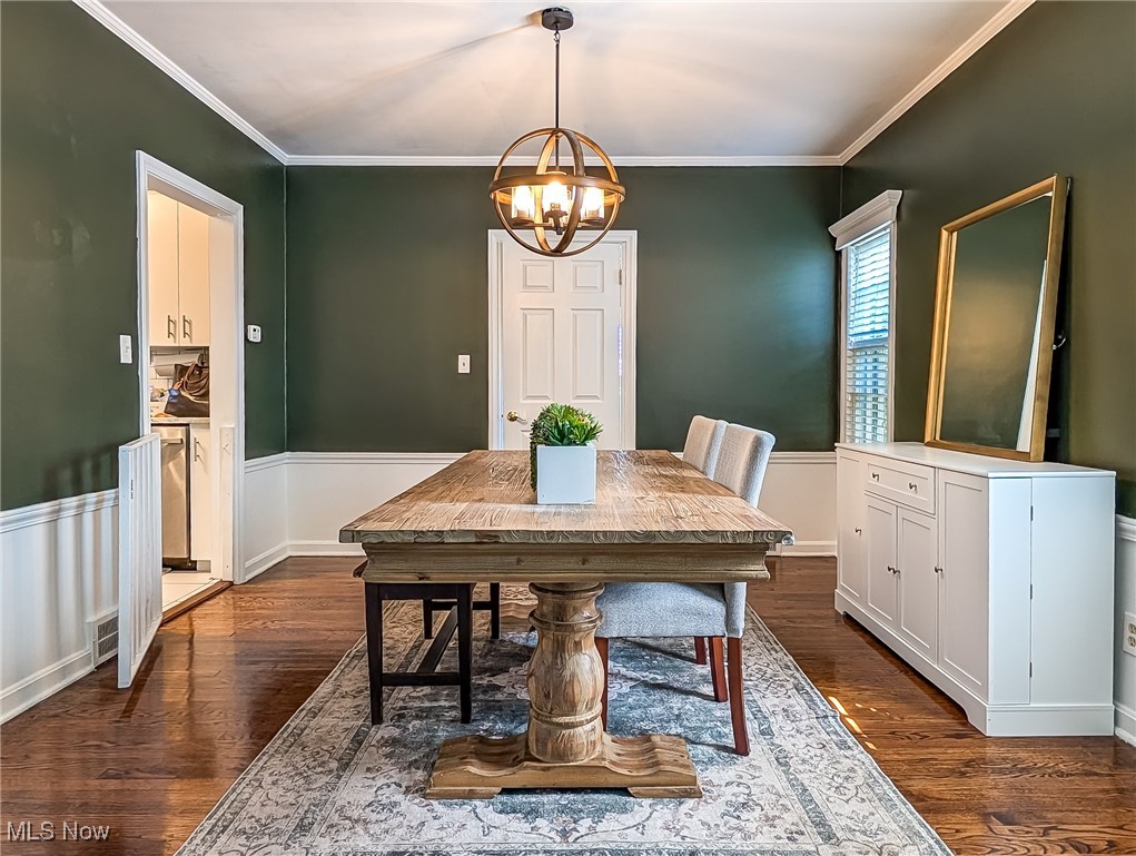 4117 Silsby Road Cleveland, OH 44118 - Photo 11 of 41