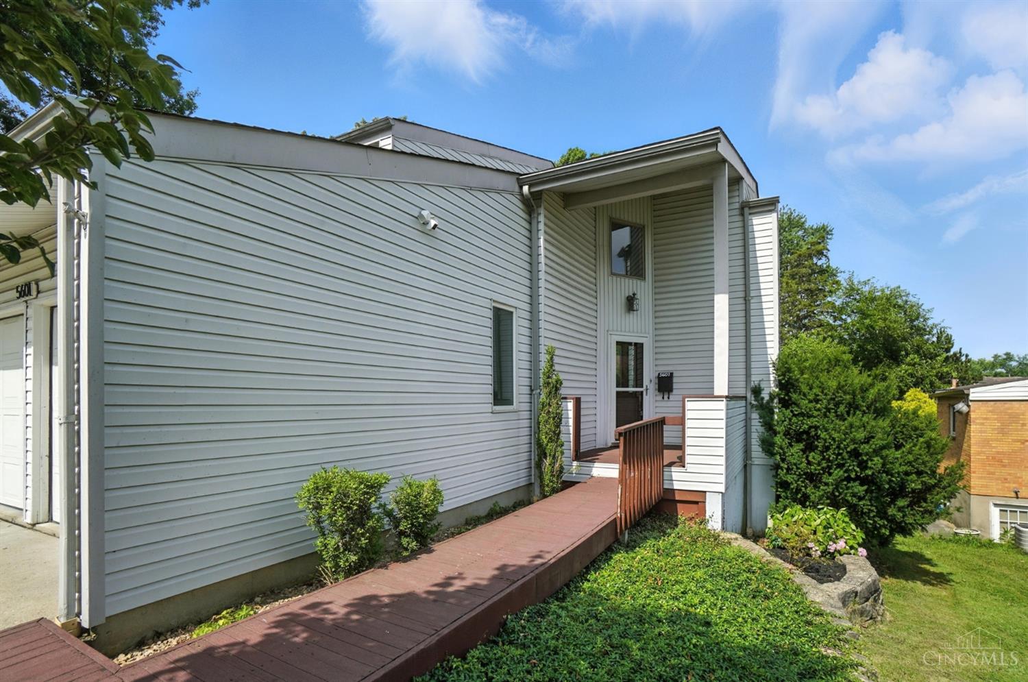 5601 Vogel Road Cincinnati, OH 45239 - Photo 5 of 65