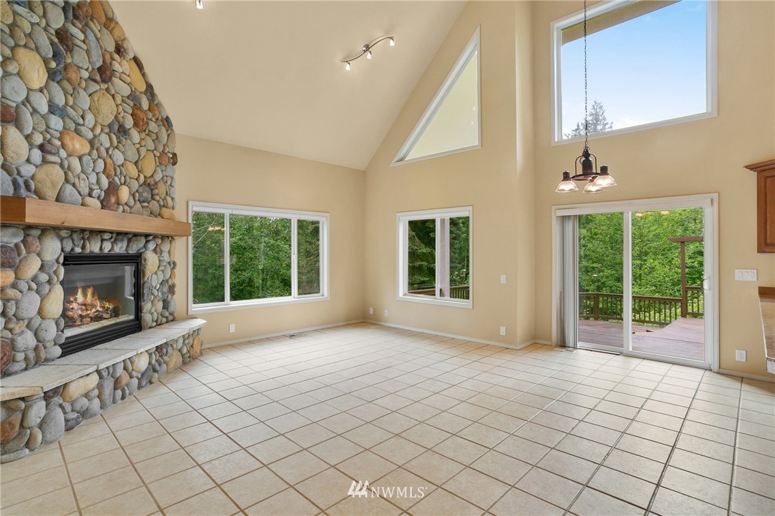 19807 13th Drive Southeast Bothell, WA 98012 - Photo 6 of 40