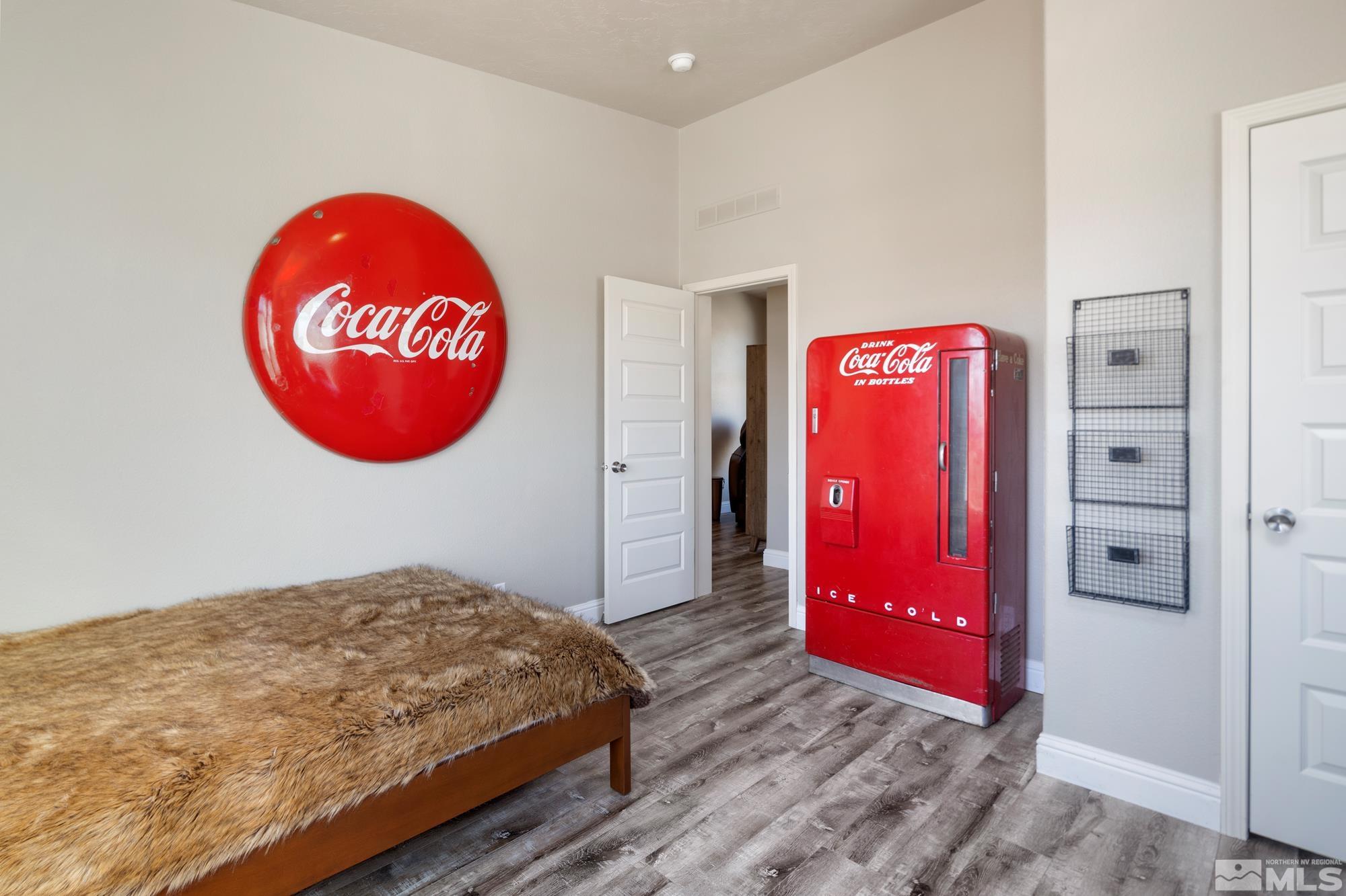 900 Ironwood Road Reno, NV 89510 - Photo 15 of 40 a view of a bedroom