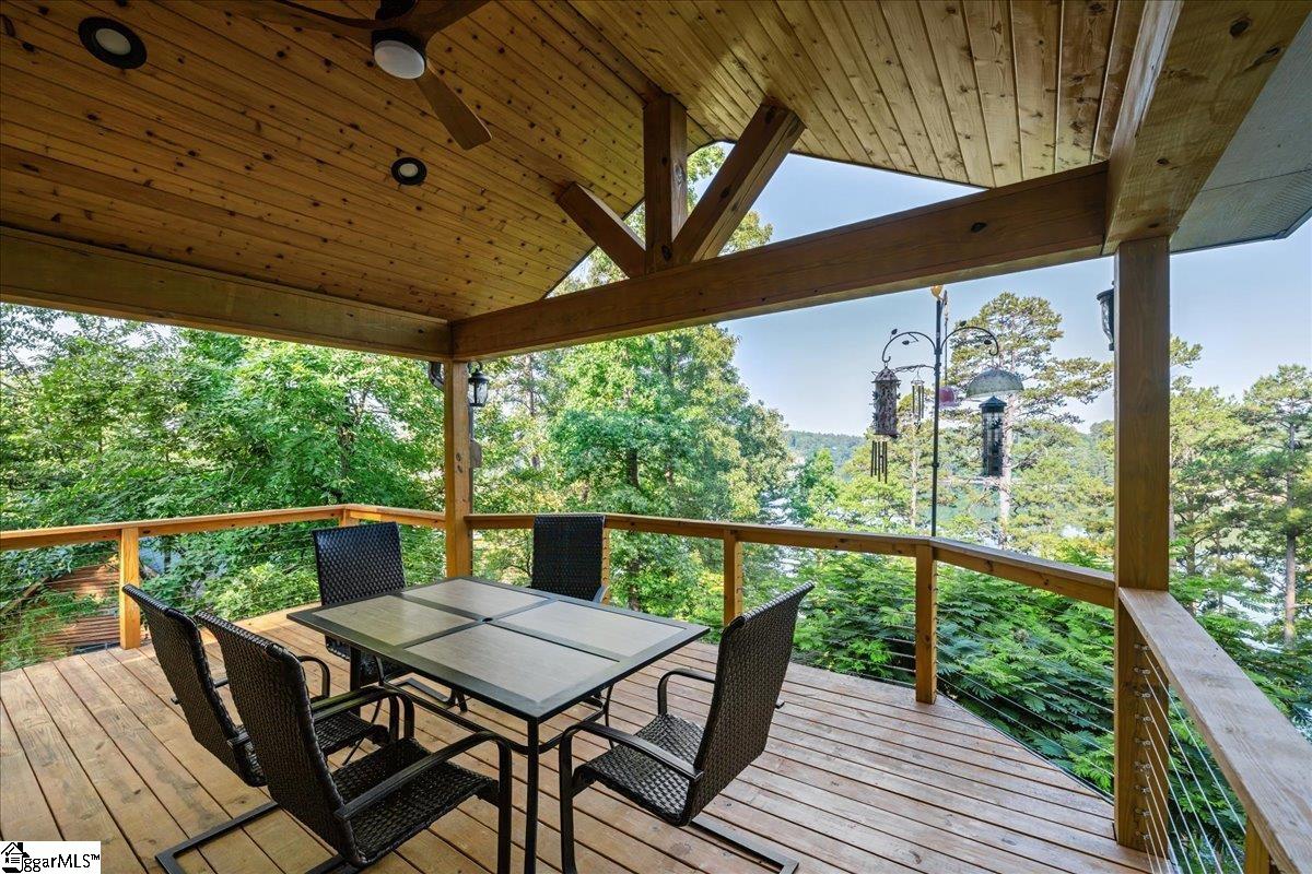 115 Keowee Overlook Road West Union, SC 29696 - Photo 3 of 47