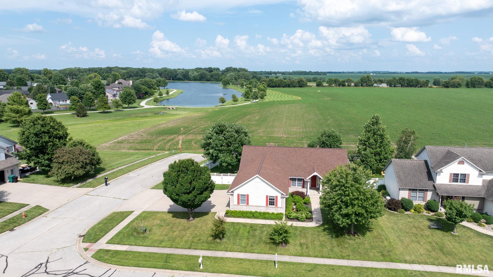 401 Cherry Circle Williamsville, IL 62693 - Photo 48 of 52