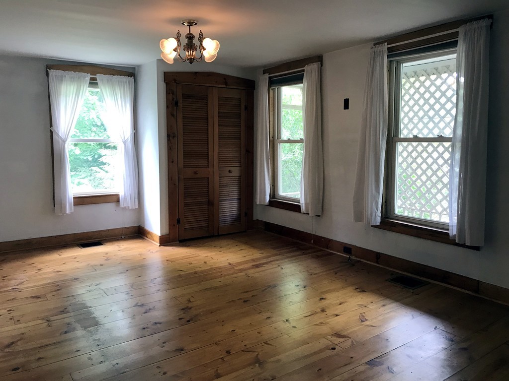 21 Main Road Colrain, MA 01340 - Photo 5 of 30