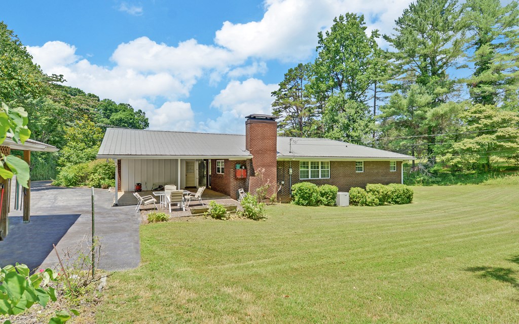 4311 Blue Ridge Drive Blue Ridge, GA 30513 - Photo 38 of 49