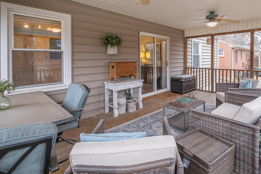 14 Hawthorn Road Salem, VA 24153 - Photo 21 of 42 Screened Porch