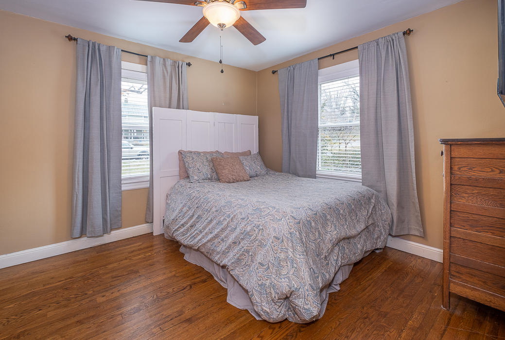 14 Hawthorn Road Salem, VA 24153 - Photo 28 of 42 Bedroom 2