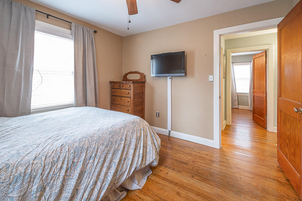 14 Hawthorn Road Salem, VA 24153 - Photo 29 of 42 Bedroom 2