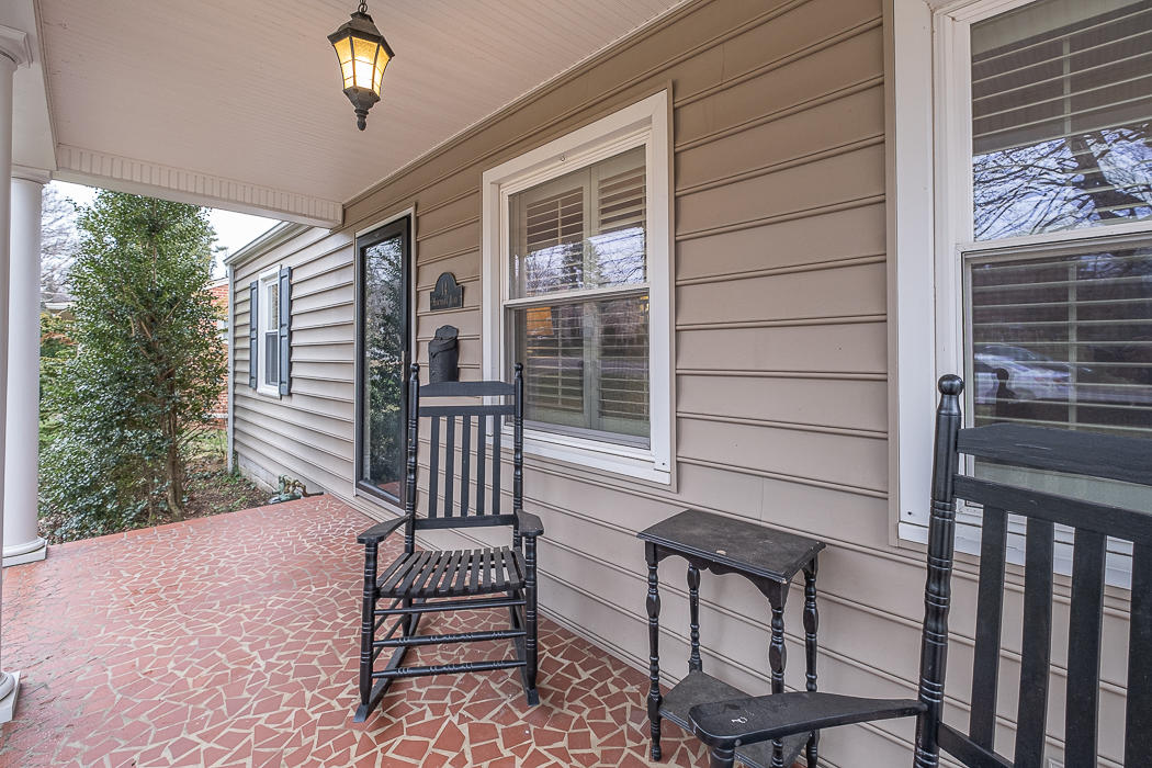 14 Hawthorn Road Salem, VA 24153 - Photo 5 of 42 Rocking Chair Front Porch
