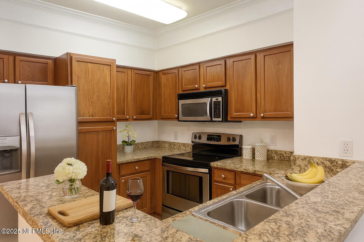 8550 Touchton Road, Unit 922 Jacksonville, FL 32216 - Photo 3 of 41 kitchen