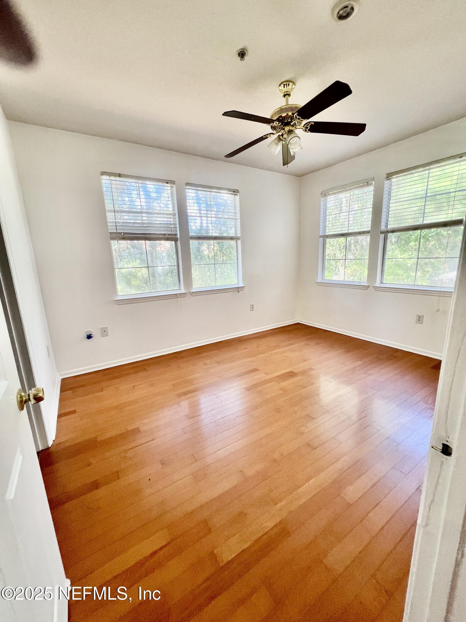 8550 Touchton Road, Unit 922 Jacksonville, FL 32216 - Photo 39 of 41 a view of an empty room with a window