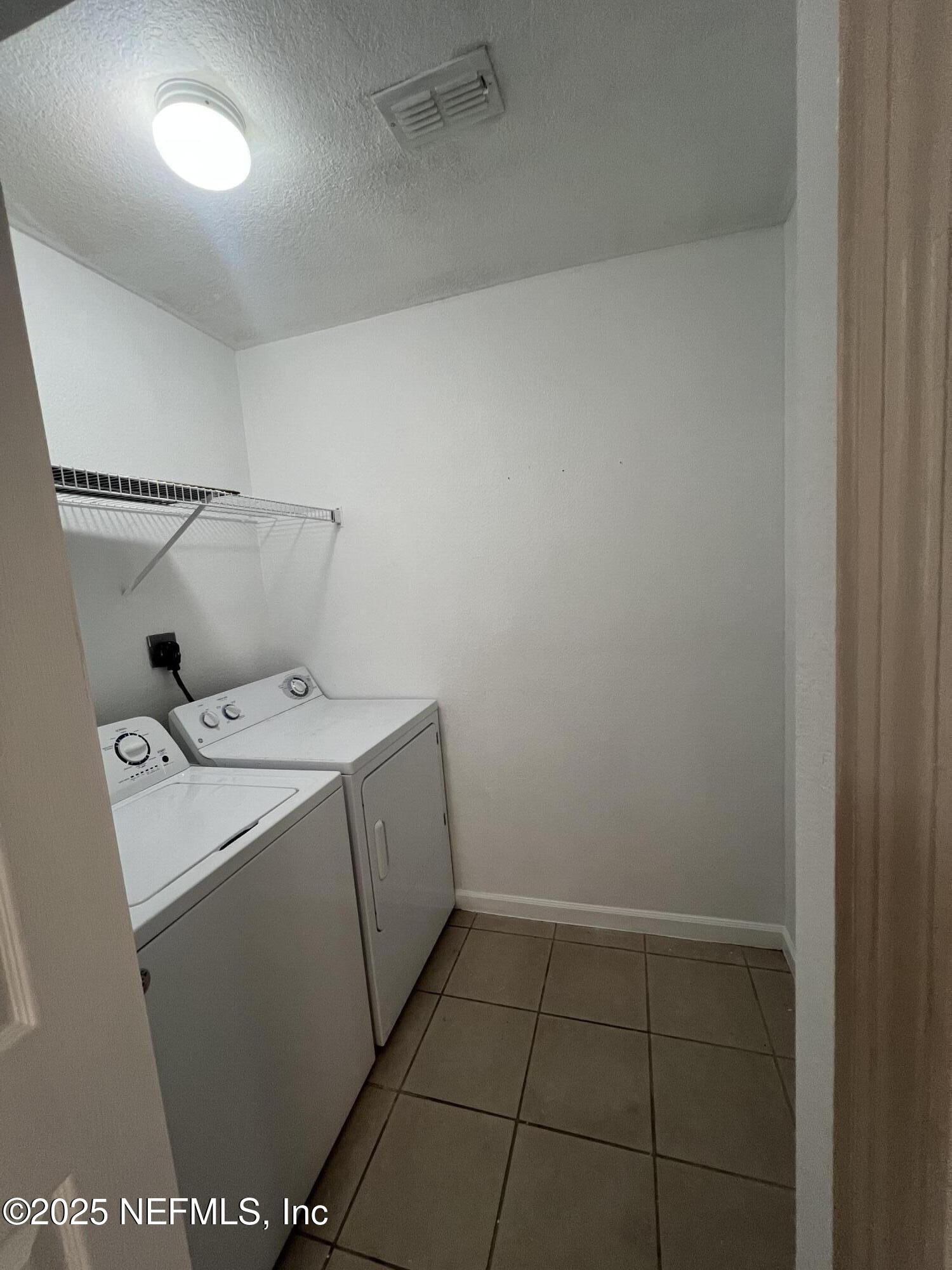 8550 Touchton Road, Unit 922 Jacksonville, FL 32216 - Photo 41 of 41 laundry room