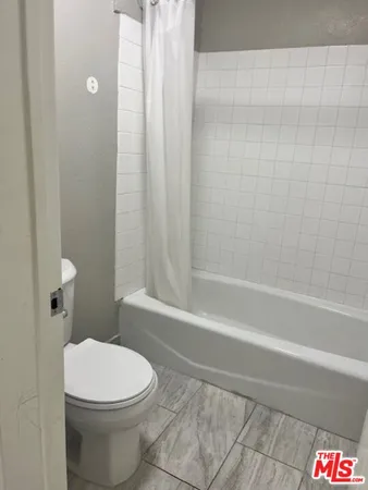 $1,750 | 10540 Balboa Boulevard, Unit 119, Granada Hills, CA 91344