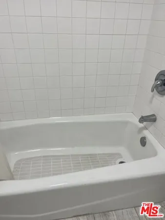 $1,750 | 10540 Balboa Boulevard, Unit 119, Granada Hills, CA 91344