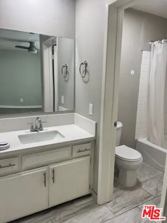 $1,750 | 10540 Balboa Boulevard, Unit 119, Granada Hills, CA 91344